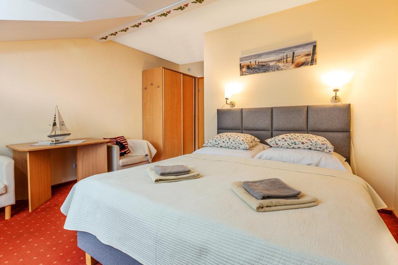 Roza Wiatrow Hotel Władysławowo Eksteriør billede
